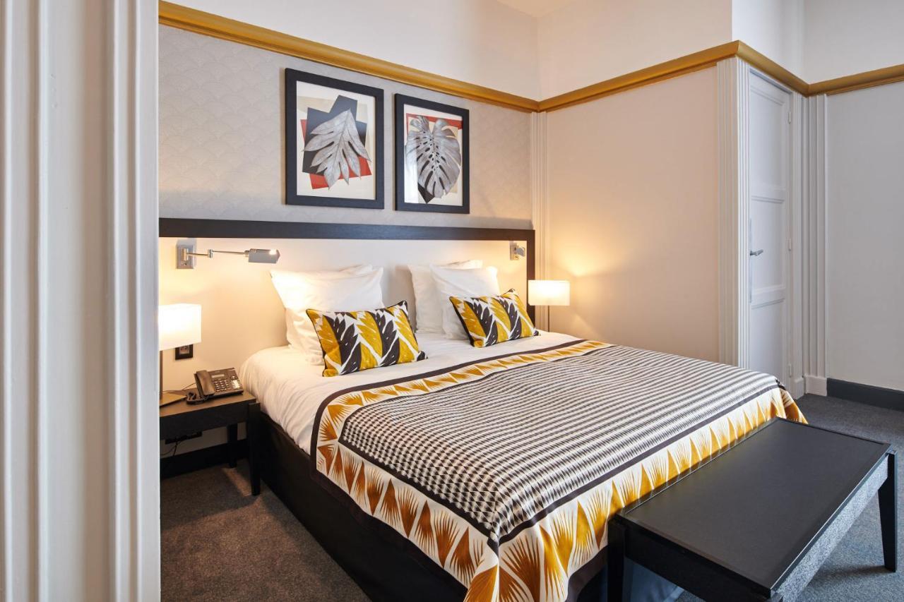 Double or Twin Room Canal View